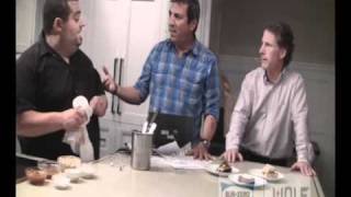 Leo Makes Suace For Latkas With Chef Eric Greenspan