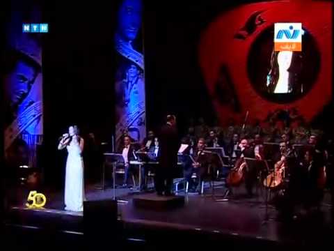 جنات تغنى لايف انا لك على طول لعبد الحليم