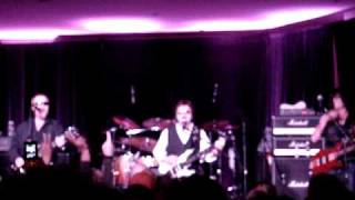 Blue Oyster Cult - "Burnin' For You" - Live 2010