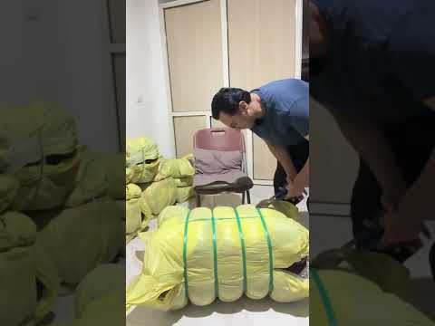 فتح باله بلوفر رجالي كريمه بلجيكي شتاء 2023 مشروع ملابس البالة ملابس باله المعادي