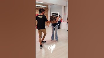 Lua 🌙  Brazilian Zouk: Matheus e Lívia #shorts #brazilianzouk #zouk #zoukbrasileiro #lambazouk
