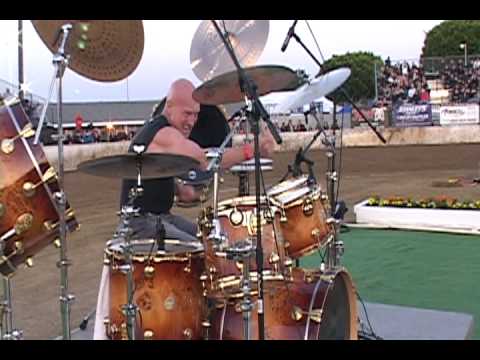 Chris Slade Photo 23