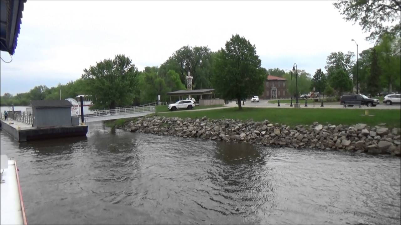 La Crosse Queen Docking At Riverside Park, La Crosse, WI 2 YouTube