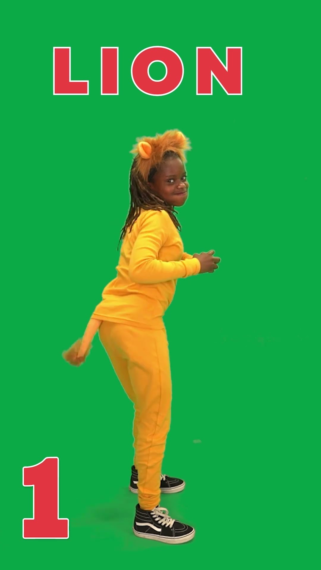 The Wheels on the Bus with Animals | Mother Goose Club Playhouse Songs \u0026 Nursery Rhymes