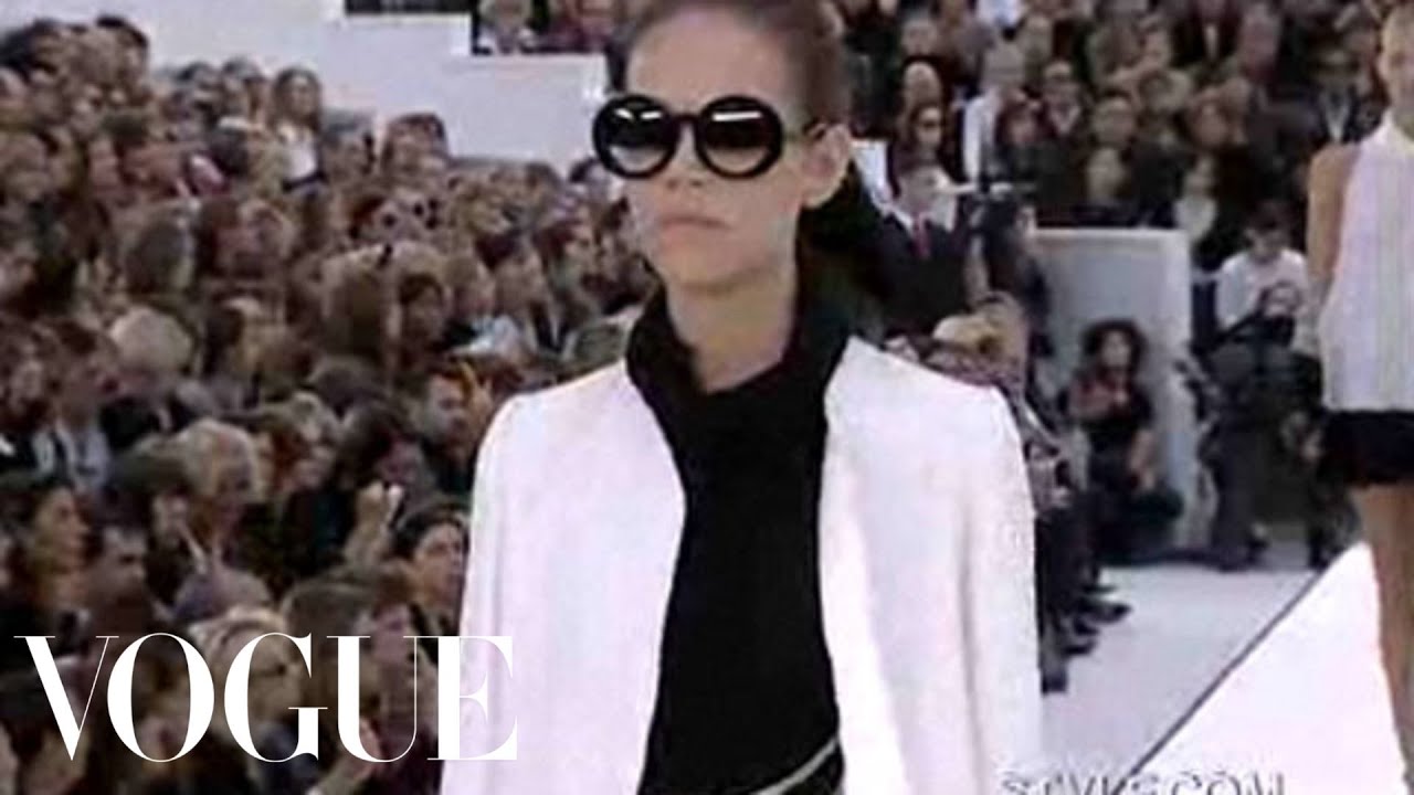Fashion Show - Chanel: Spring 2007 Ready-to-Wear 