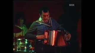 &quot;Ry Cooder &quot; &quot;Flaco Jimenez&quot; : &quot;Viva Seguin/ Do re mi&quot; live