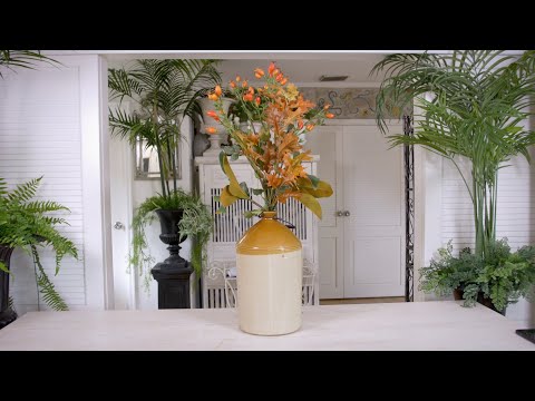 Berries of Fall | A quick and easy floristry design