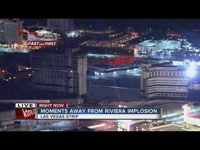 Video: Implosion levels tower of Riviera casino in Las Vegas