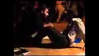 عرض مسرحية مجرد نفايات في سوريا.. تاليف قاسم مطرود