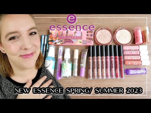 Video: Essence Blossom Sreams Rainbow Highlighter 01 Prisimas šviesos apžvalga