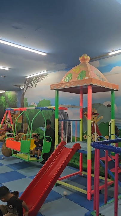 ada yang main perosotan dan ayunan #perosotananak #ayunan #fun
