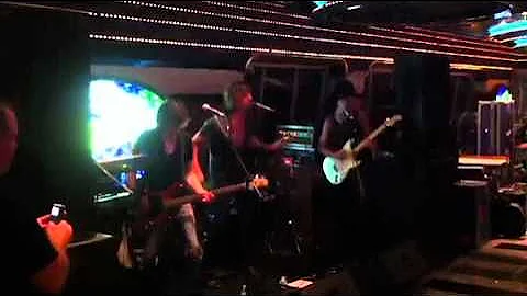 Envy moth to the Flame Kiss Kruise