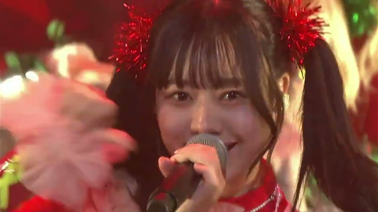 私立恵比寿中学(Shiritsu Ebisu Chugaku) - Runway Show + えび