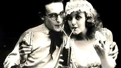 Harold Lloyd and Mildred Davis   * Kiss ! * in (HD)