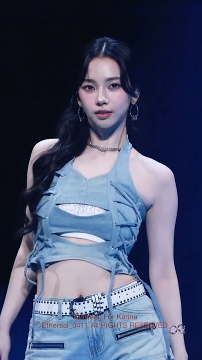 karina 'whiplash' ending fairy 💙💚🧡❤️ #karina #aespa