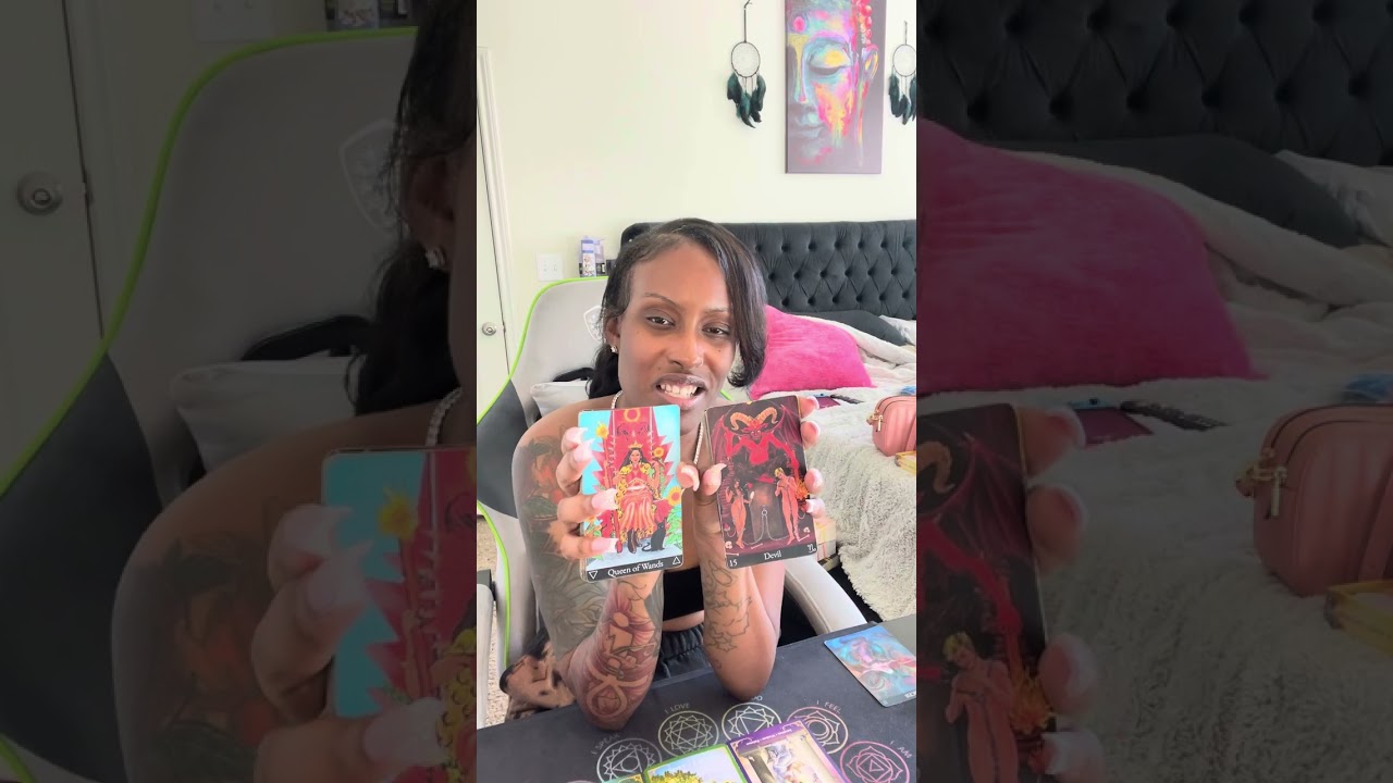 Pisces ♓️ Seeing the difference between a dark witch & A real high priestess💡they see CLEARLY 😏