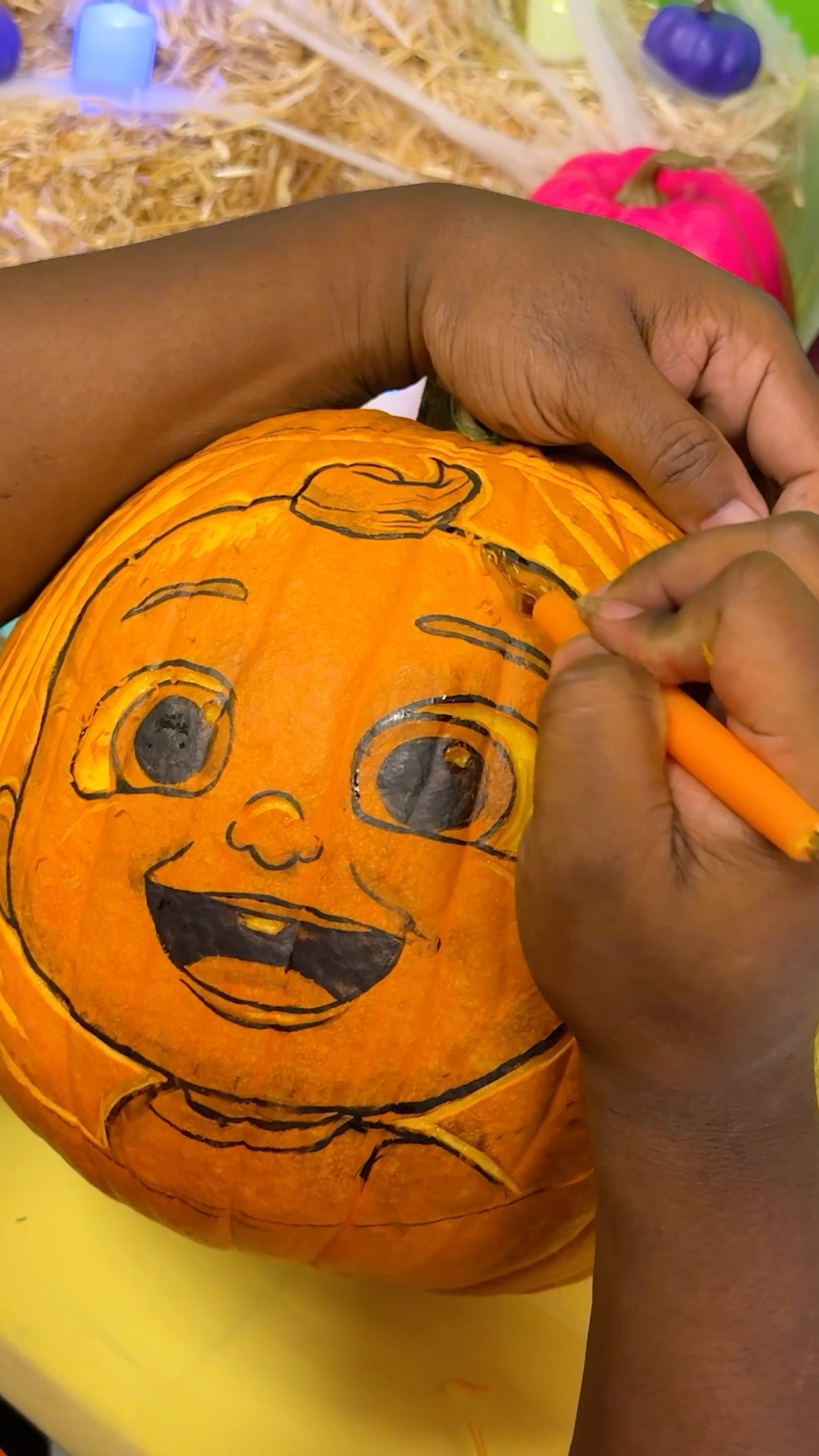 Is that Baby JJ on a Pumpkin? Halloween DIY 1-2-3! #cocomelon #shorts