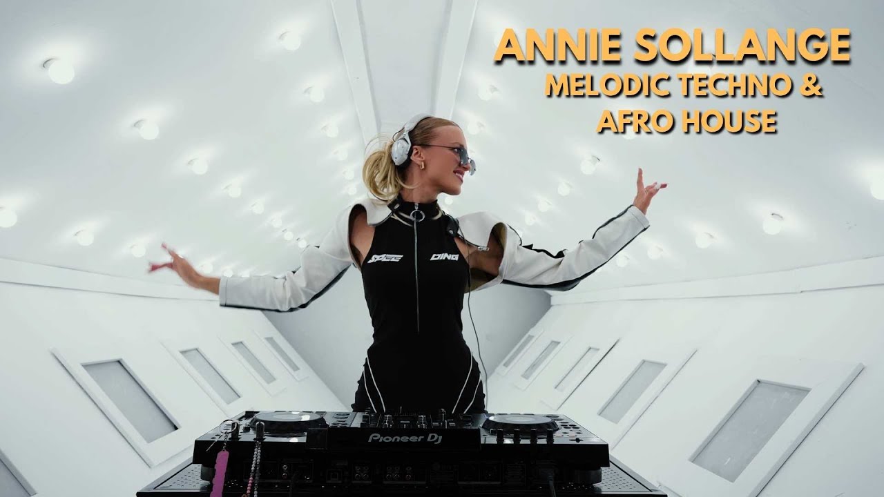 ANNIE SOLLANGE - Live @ SPACE SHIP Pt. 3 Melodic Techno & Afro House 4k Dj Mix Valentine's 
