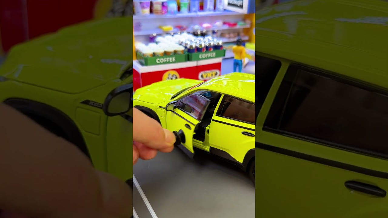 BMW XM at the Store! 🛍️ | Raw Motors 