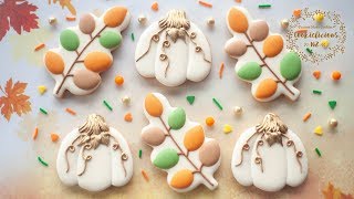 How to create ELEGANT PUMPKIN & COLOURFUL AUTUMN LEAVES cookie for Thanksgiving