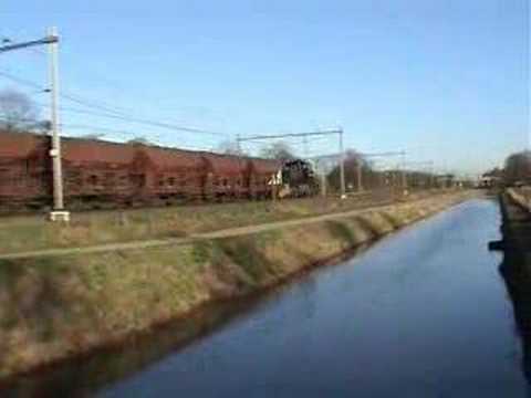 Veolia MRCE G1206 with fcs wagons near Maarsbergen