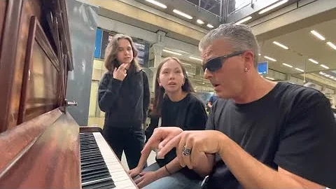How To Rock and Roll Two French Girls