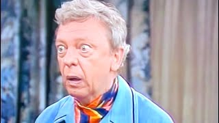 Three’s Company | Mr. Furley thinks Chrissy and Janet are coming on to him