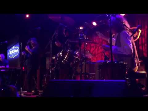 Corky Laing Plays Mountain - Nantucket Sleighride