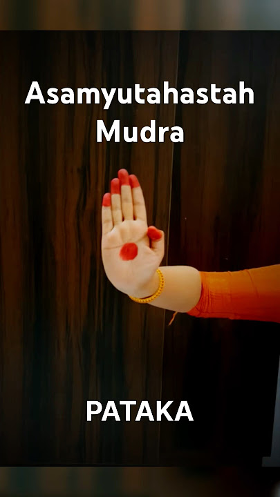 Asamyutahastah Mudra | Single hand gestures | Kalakshetra  #dance #bharatanatyam #mudra #dancer