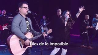 Video thumbnail of "Dios de lo imposible - David Reyes & Christine DClario Letra"
