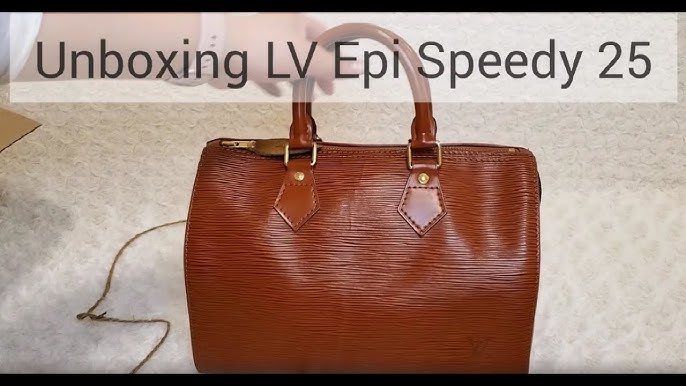 Louis Vuitton Vintage Epi Speedy 30 Brown with Lock, Key & Base Shaper-GVC