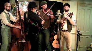 The Steel Wheels - Redwing chords