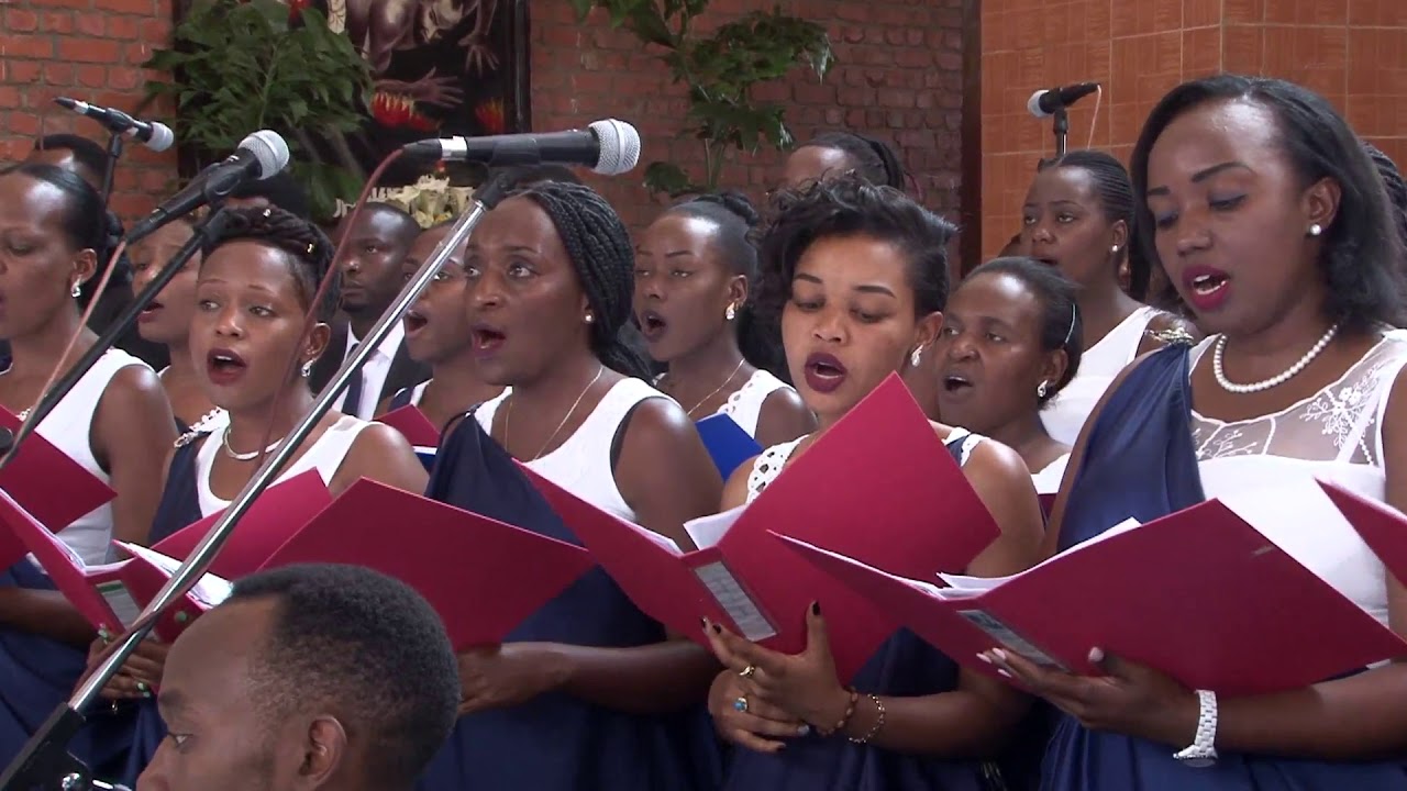 Urahirwa Bikira Mariya by CHORALE DE KIGALI