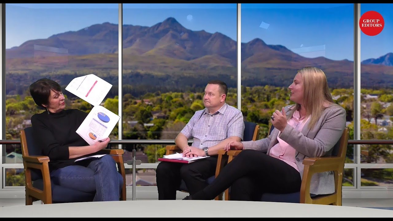 Бюджет Джорджа в изложении мэра, финансового директора и члена городского совета.