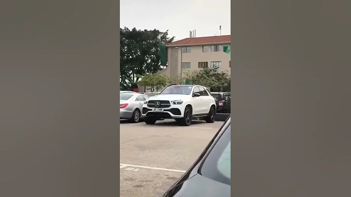 車CAM直擊 - 新款 Benz GLE 好好玩咁 - 天天要聞