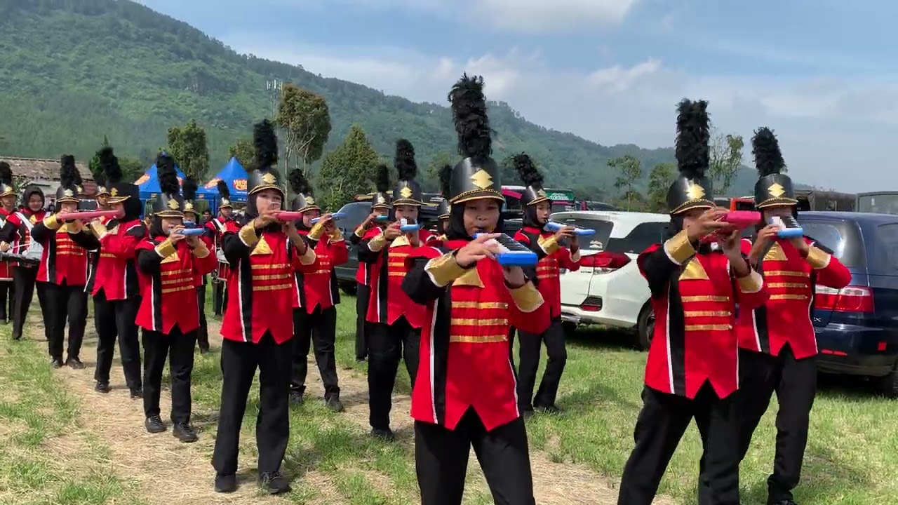 Fairy Garden Junior Marching Band Competition 2023 - Street Parade 1 | DBGP SMP Negeri 2 Lembang