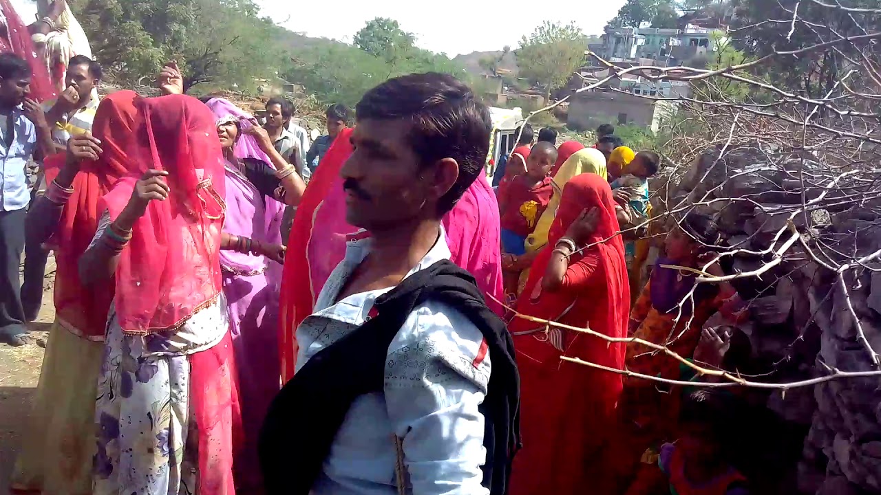 Rajsthani supar singar rani Ji - YouTube