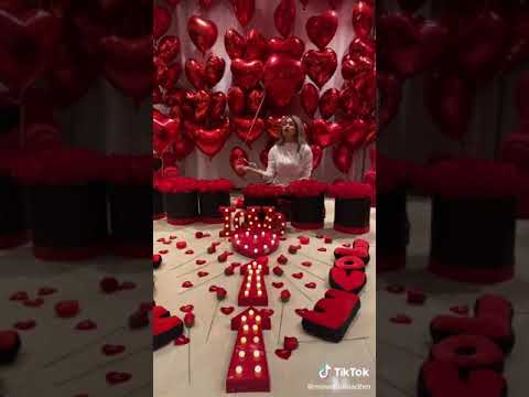 موده الدهم في عيد الحب محدش معاها