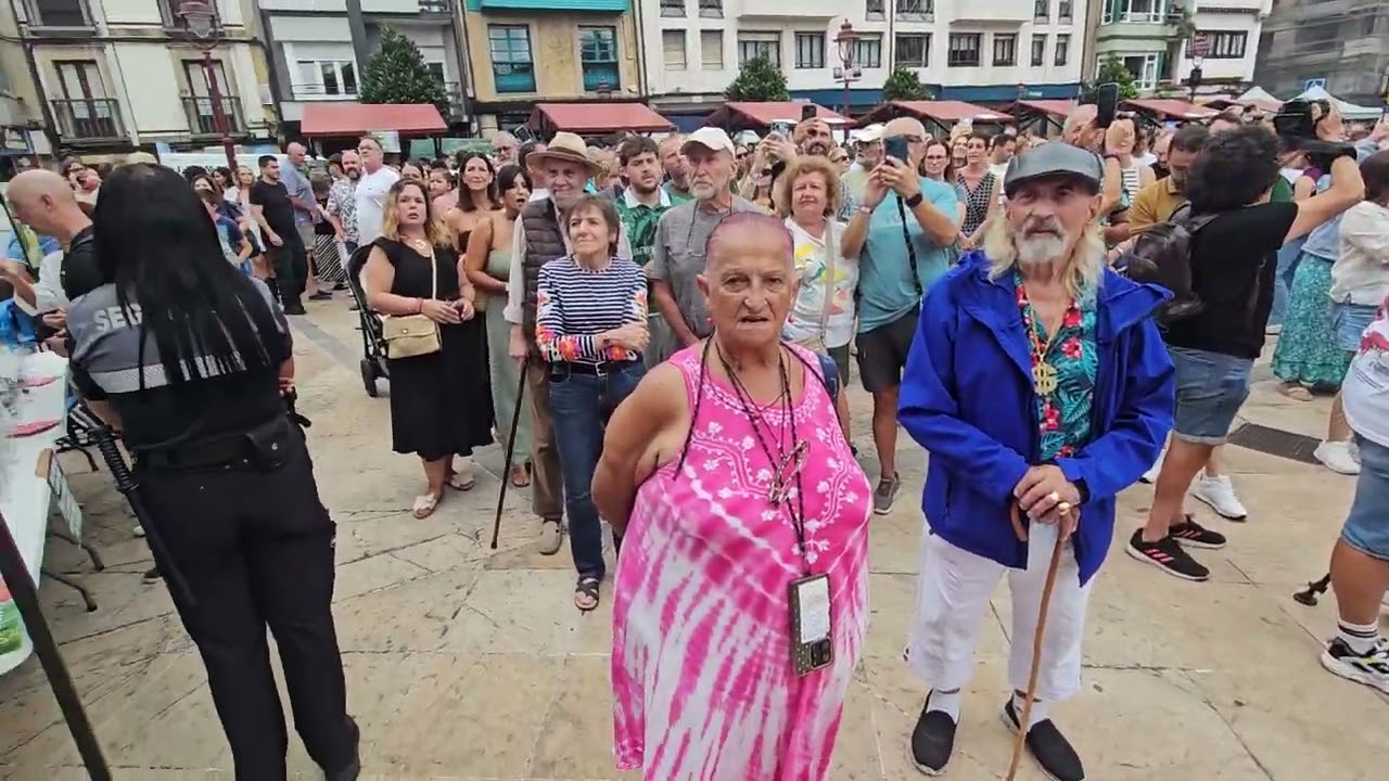 Andrea Cueli en la inauguración de  la Fiesta de la Sidra de Villaviciosa 2026