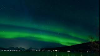 Northern lights time lapse - Free stock video screenshot 4