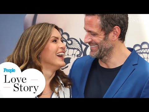 How Mariska Hargitay Realized Husband Peter Hermann Was “The One” | Love Story | PEOPLE