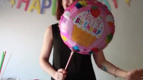 Partysaurus - How to put foil balloon on a stick