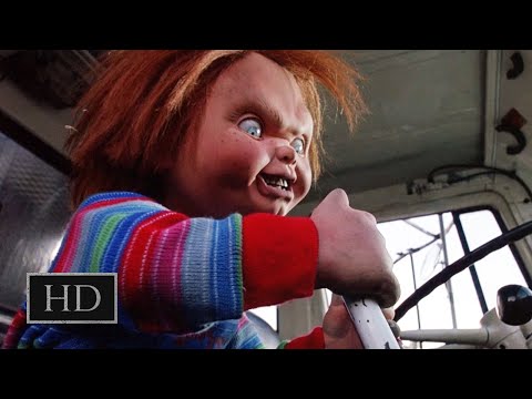 Детские игры 3 (1991) - Чаки выбрасывает мусор