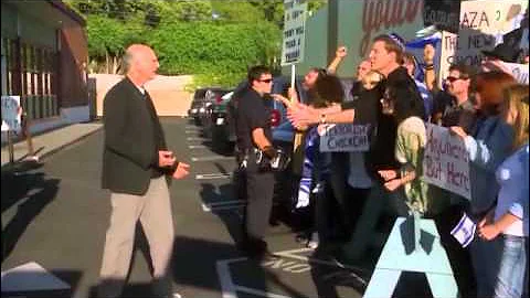 Curb Your Enthusiasm - Ethnicity or  great sex?? Hmmmm....  - Season 8 Ep. 3