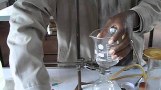 PREPARATION OF NITROGEN IV OXIDE