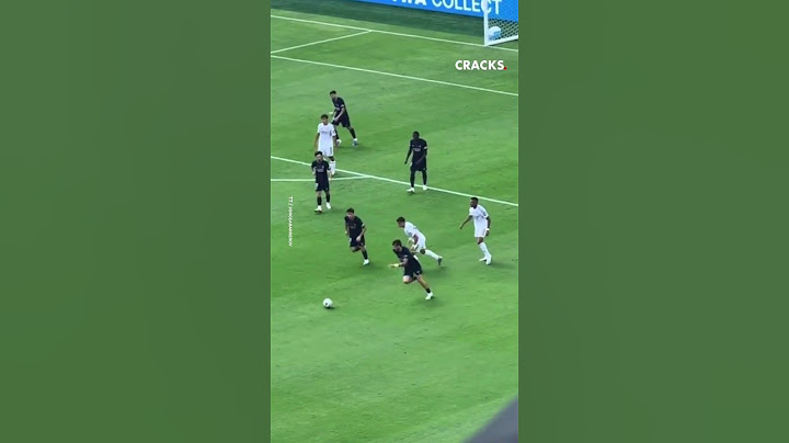 Kvara le dio una lección a Mbappé | Cracks #shorts