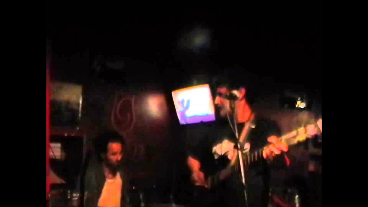 OFER GOLANI   unchaind my heart 08 01 14 GLEN BAR