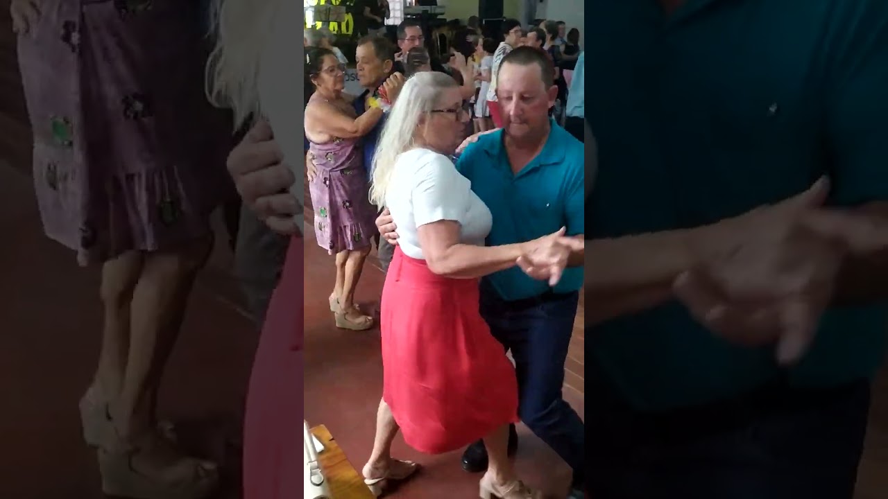 Matinê em quatro Pontes pr animação grupo bailão de marechal cândido Rondon pr 