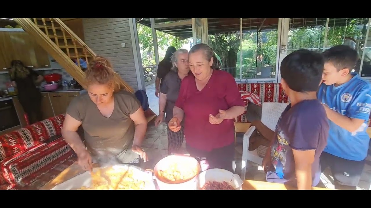 köyde kül kömbesi.