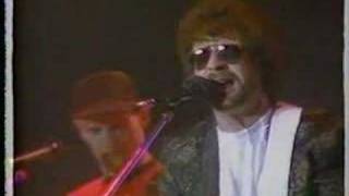 ELO - "Telephone Line" - live 1986 chords
